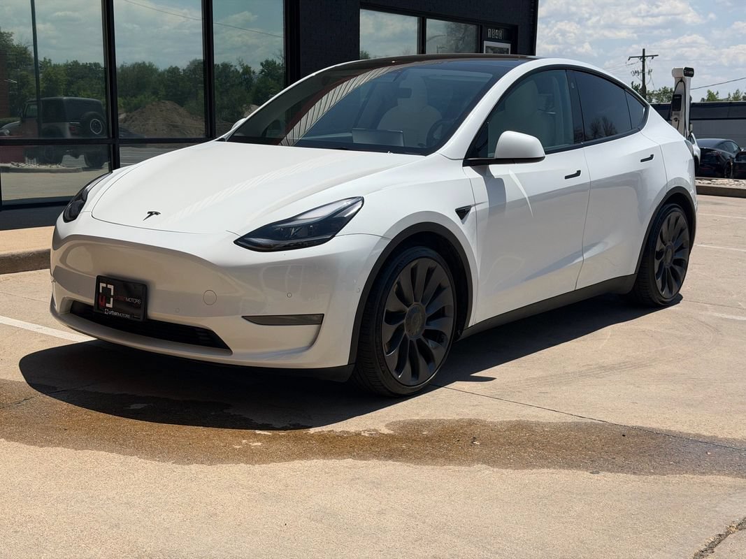 Used 2022 Tesla Model Y Performance AWD/4WD image 18