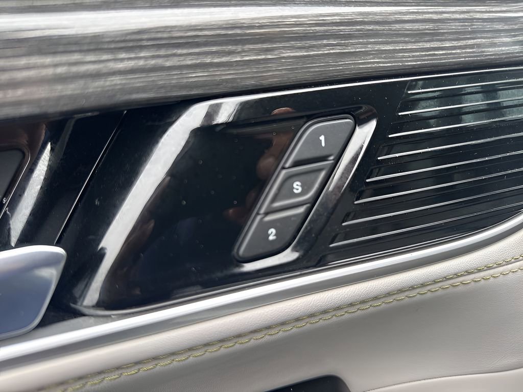 Used 2022 Jeep Wagoneer Series III image 11