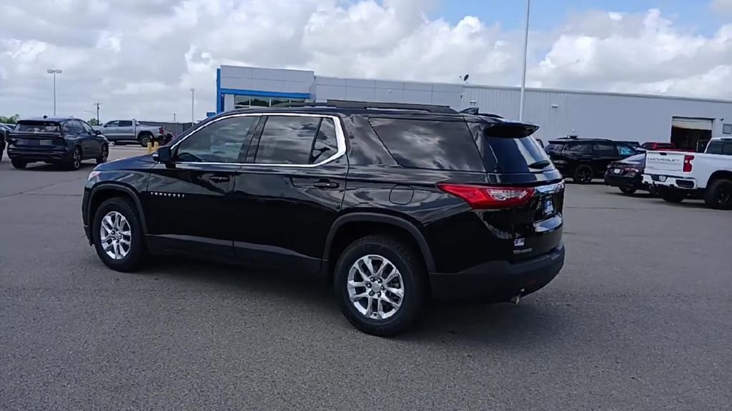 Certified 2020 Chevrolet Traverse LT image 6