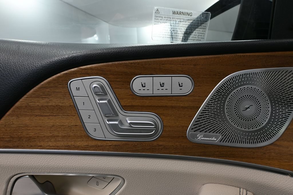 Used 2021 Mercedes-Benz GLS 450 4MATIC image 20