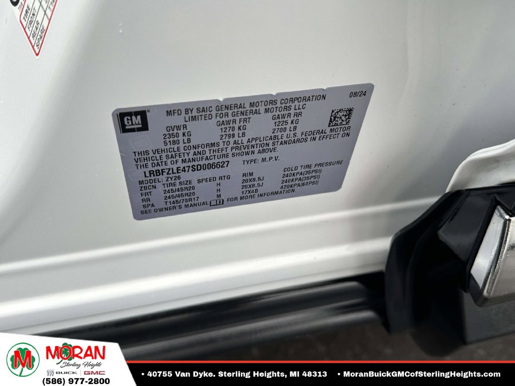 Certified 2025 Buick Envision Sport Touring AWD/4WD image 36