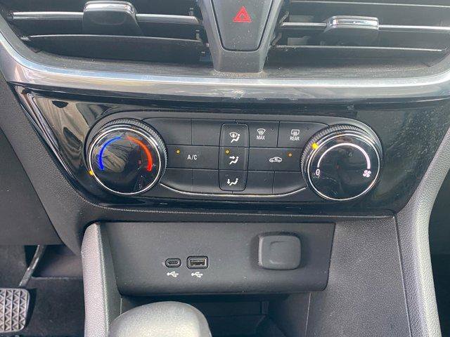 Used 2024 Buick Encore GX Sport Touring image 20