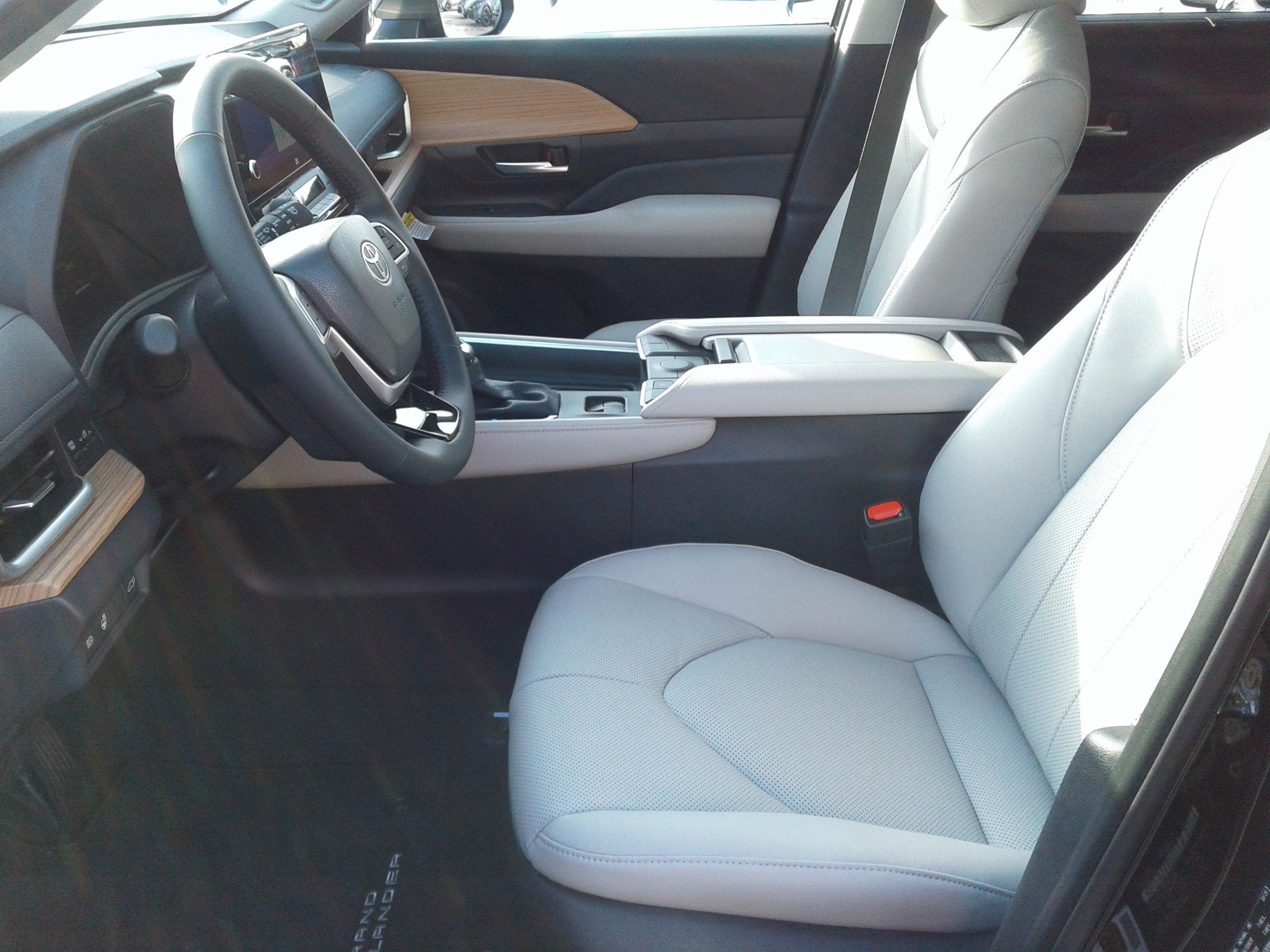 New 2026 Toyota Grand Highlander FWD image 7