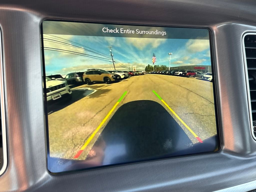 Used 2019 Dodge Charger SXT w/ Cold Weather Package image 21