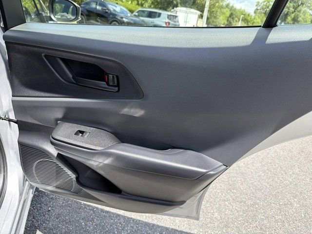 Used 2025 Toyota Prius LE FWD image 18