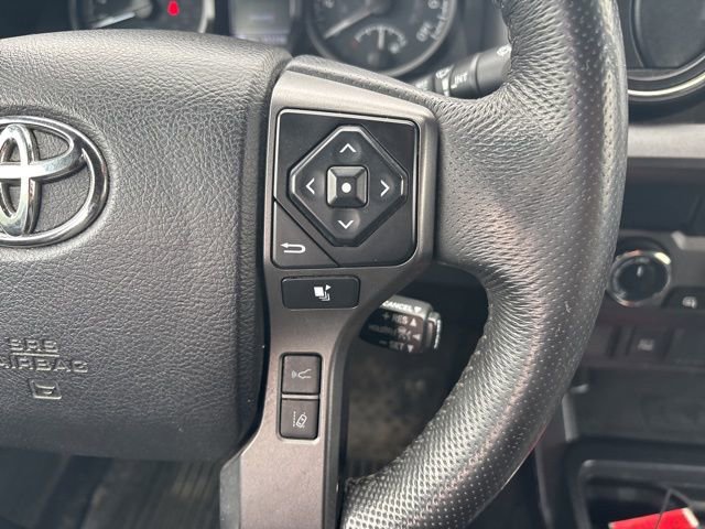 Used 2021 Toyota Tacoma TRD Off-Road image 23