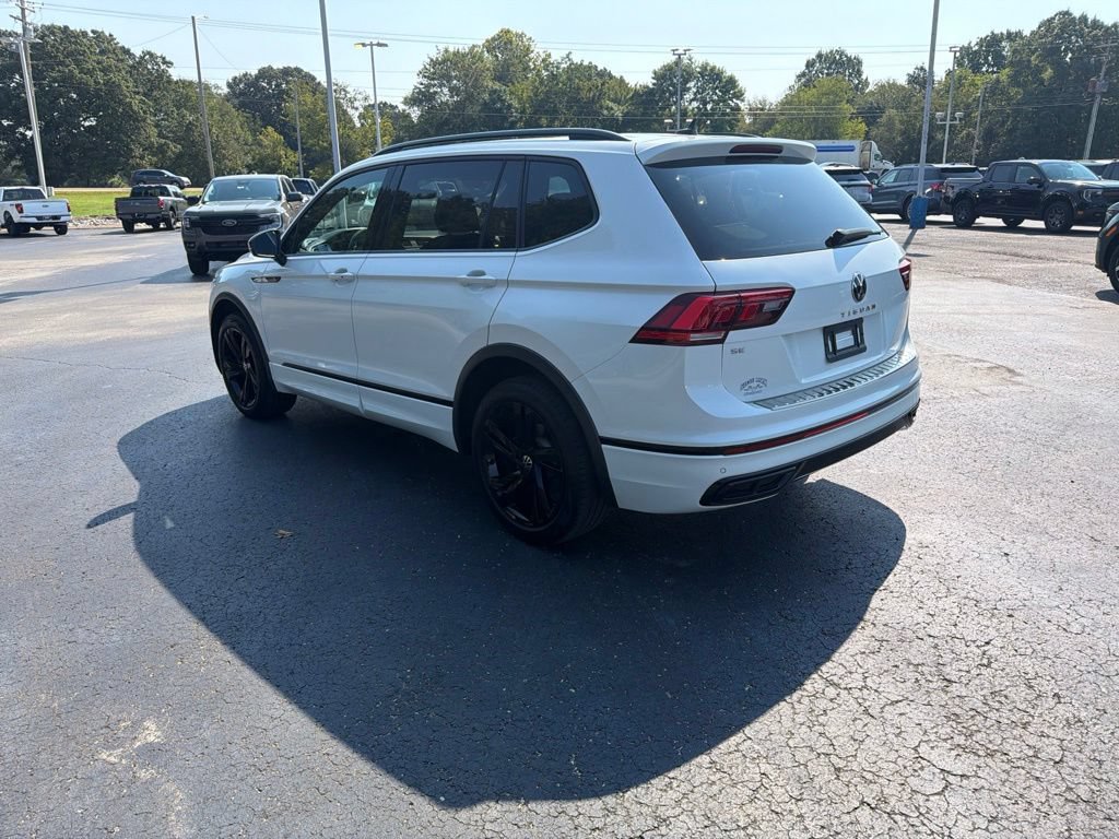 Used 2023 Volkswagen Tiguan SE R-Line FWD image 5