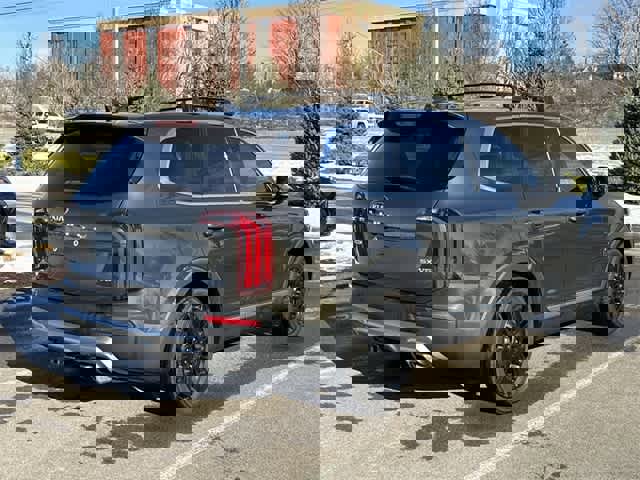 Used 2020 Kia Telluride SX w/ SX Prestige Package image 25