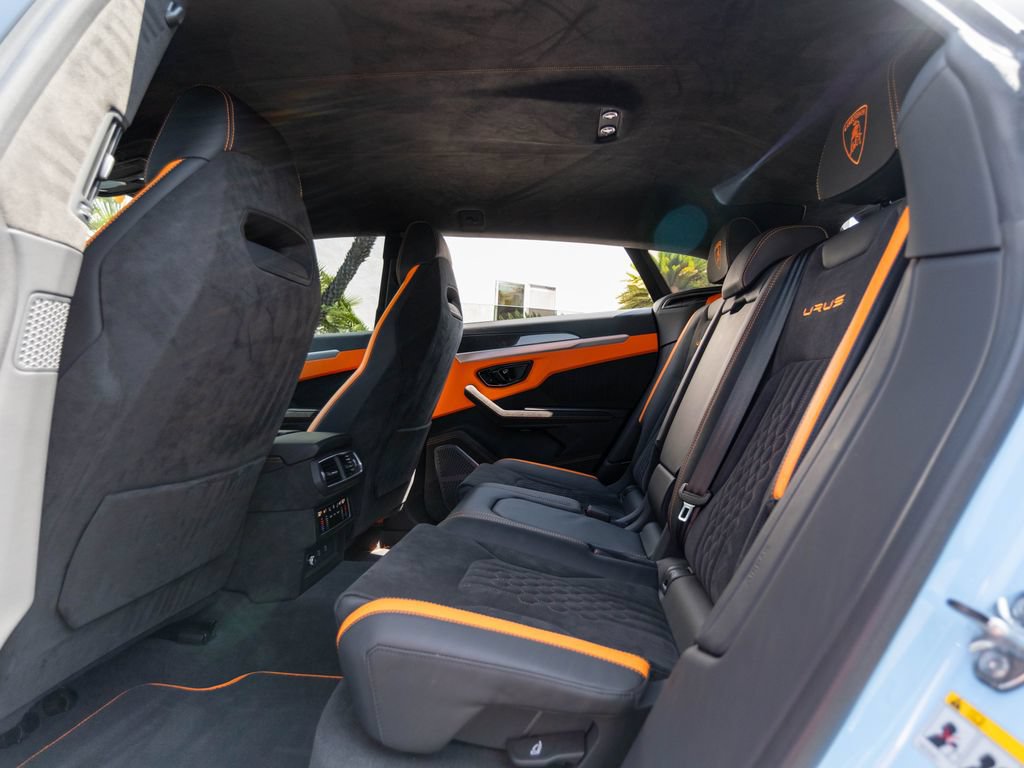 Used 2024 Lamborghini Urus S AWD/4WD image 23