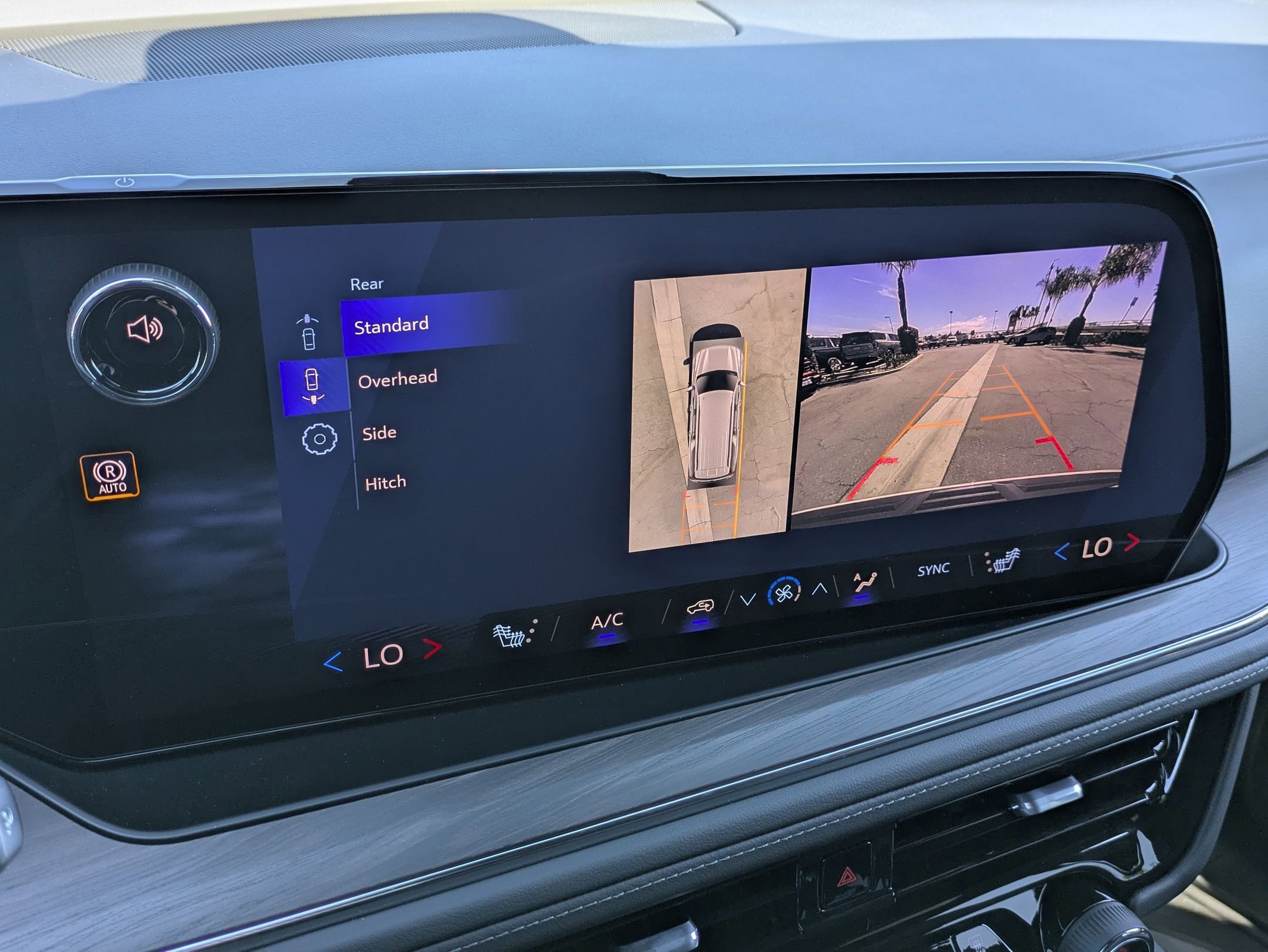 New 2026 Chevrolet Suburban LT w/ Comfort Package image 17