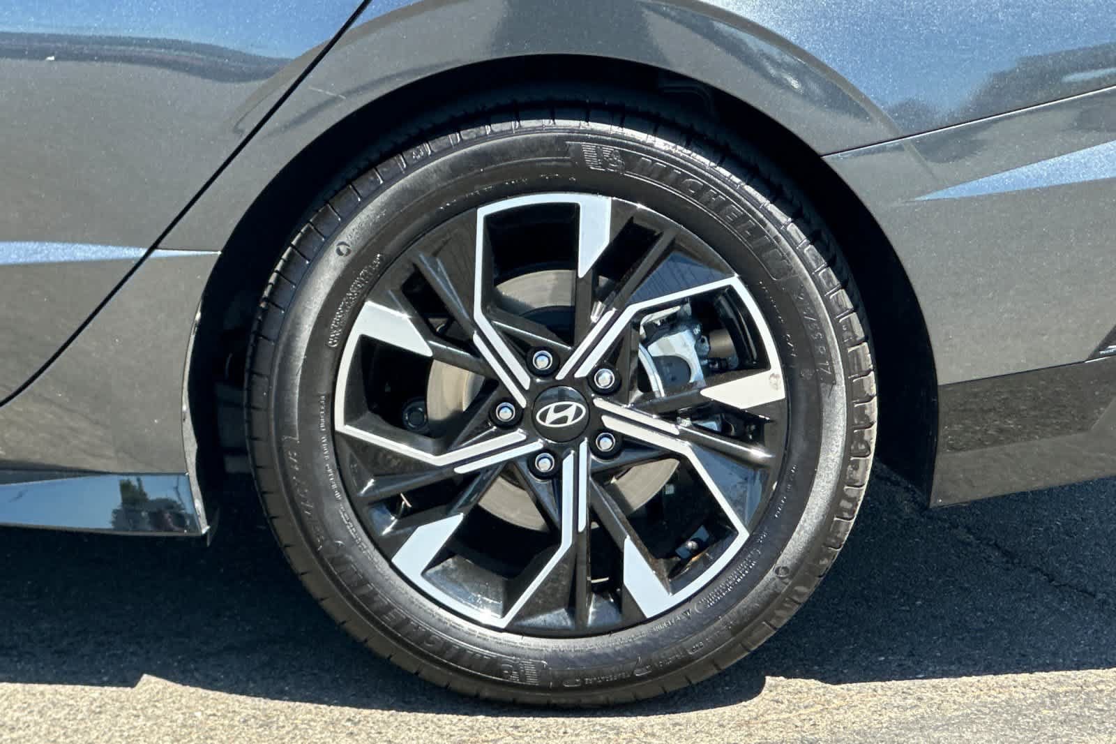 Used 2024 Hyundai Sonata SEL FWD image 30