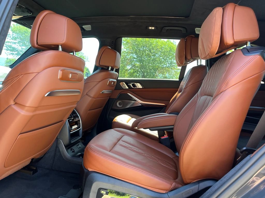 Used 2026 BMW X7 M60i AWD/4WD image 19