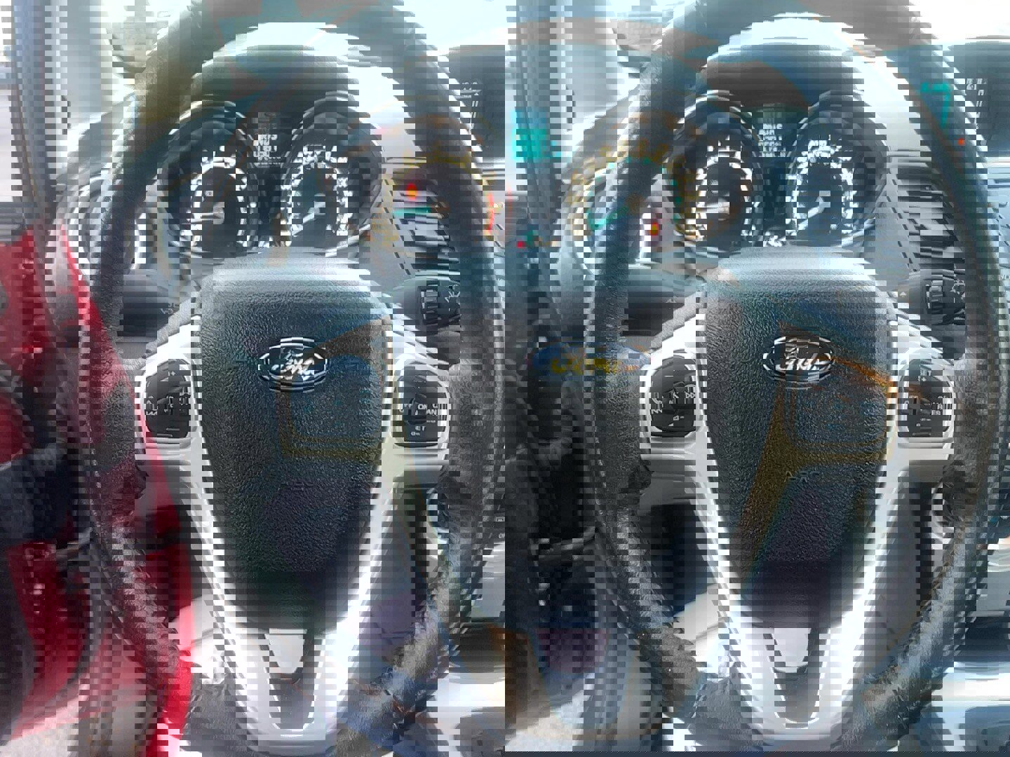 Used 2015 Ford Fiesta SE w/ Comfort Package image 13