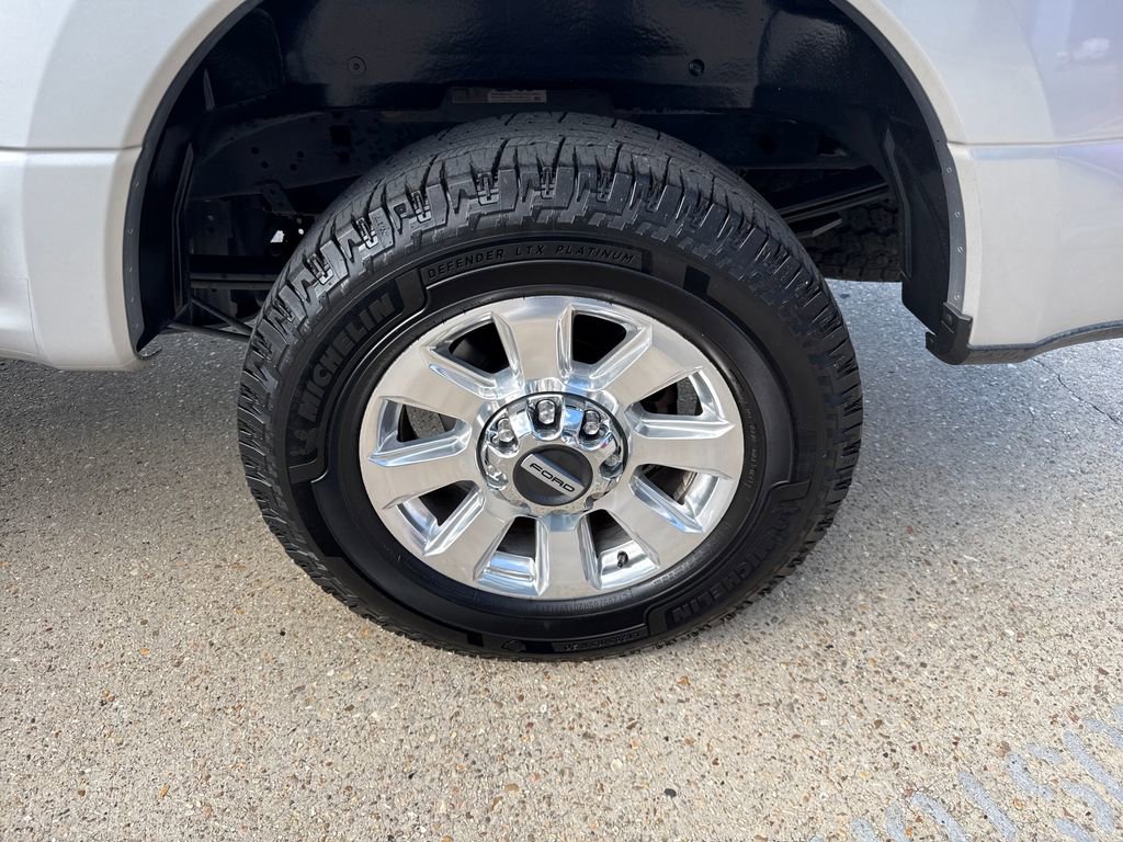 Used 2021 Ford F250 Platinum w/ FX4 Off-Road Package AWD/4WD image 36