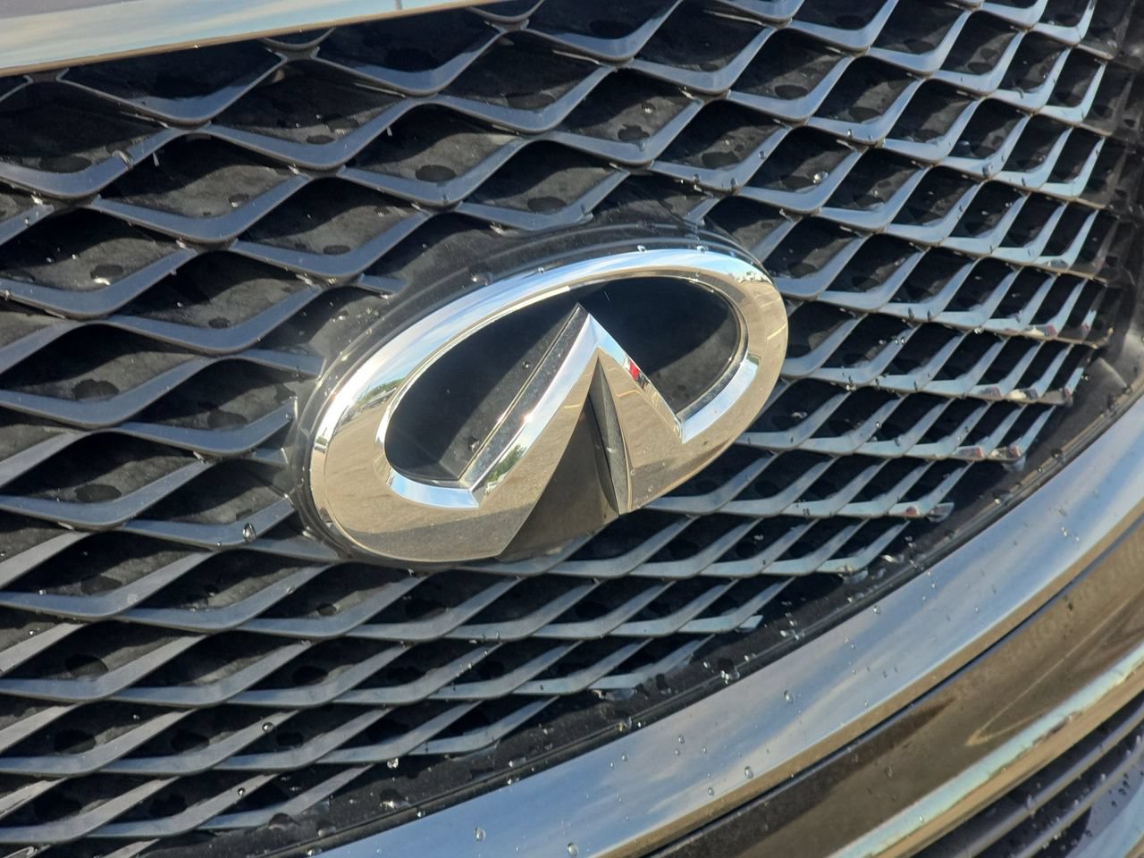 Used 2022 INFINITI QX80 Premium Select w/ Cargo Package AWD/4WD image 32