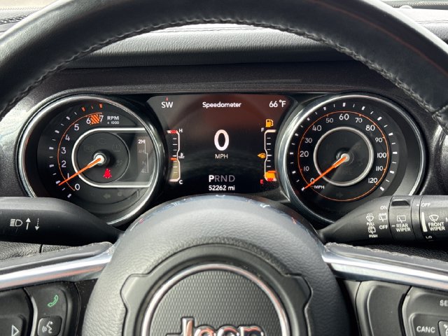 Used 2020 Jeep Wrangler Unlimited Sahara AWD/4WD image 15