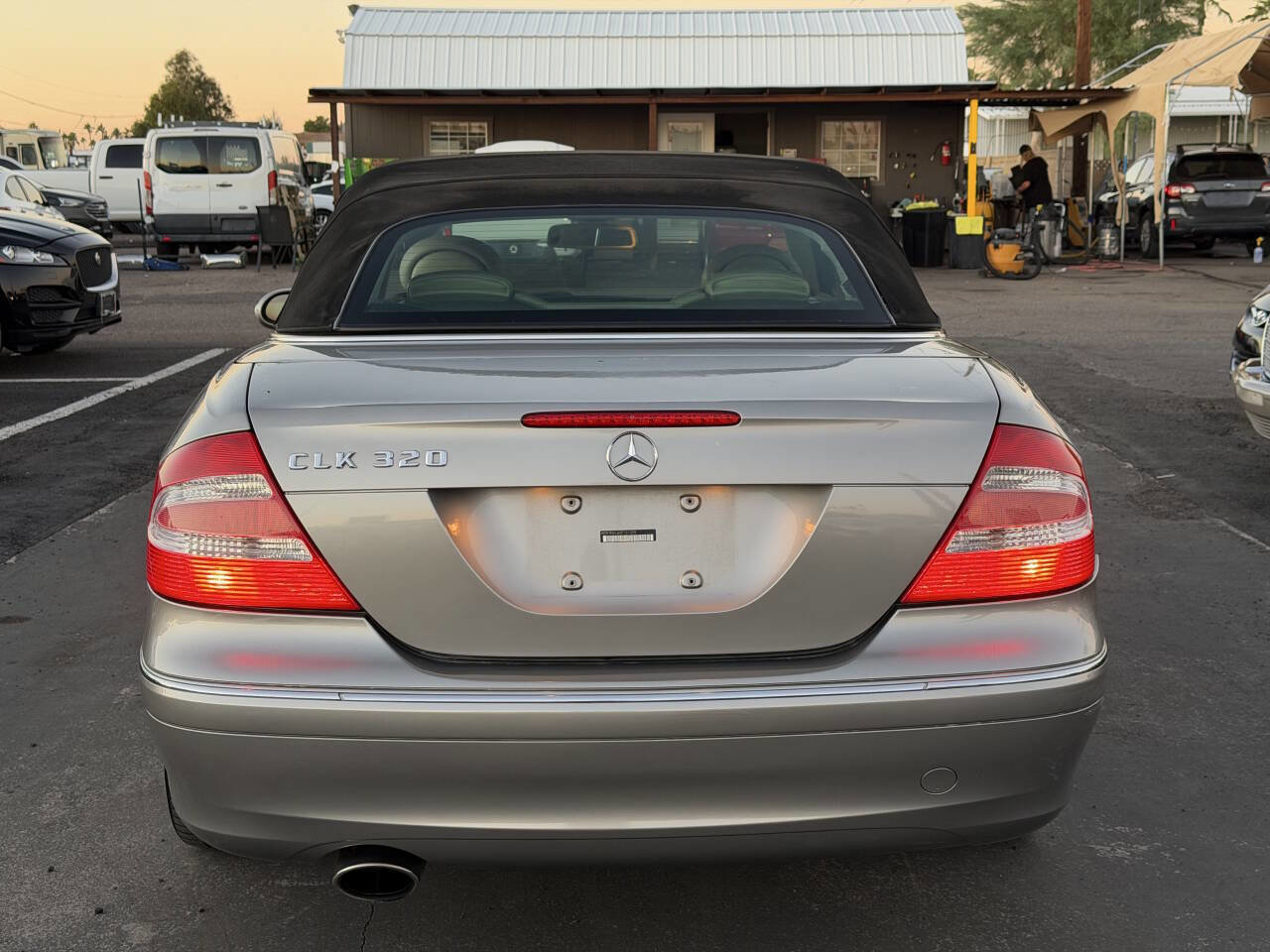 Used 2005 Mercedes-Benz CLK 320 Cabriolet image 33