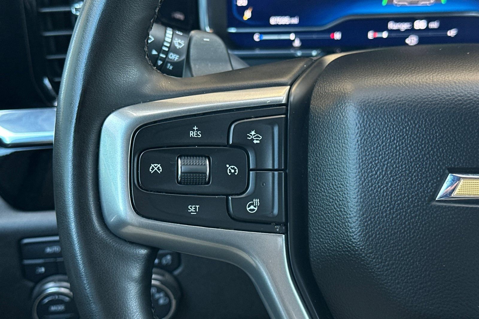 Used 2024 Chevrolet Silverado 1500 LT w/ Convenience Package II image 31