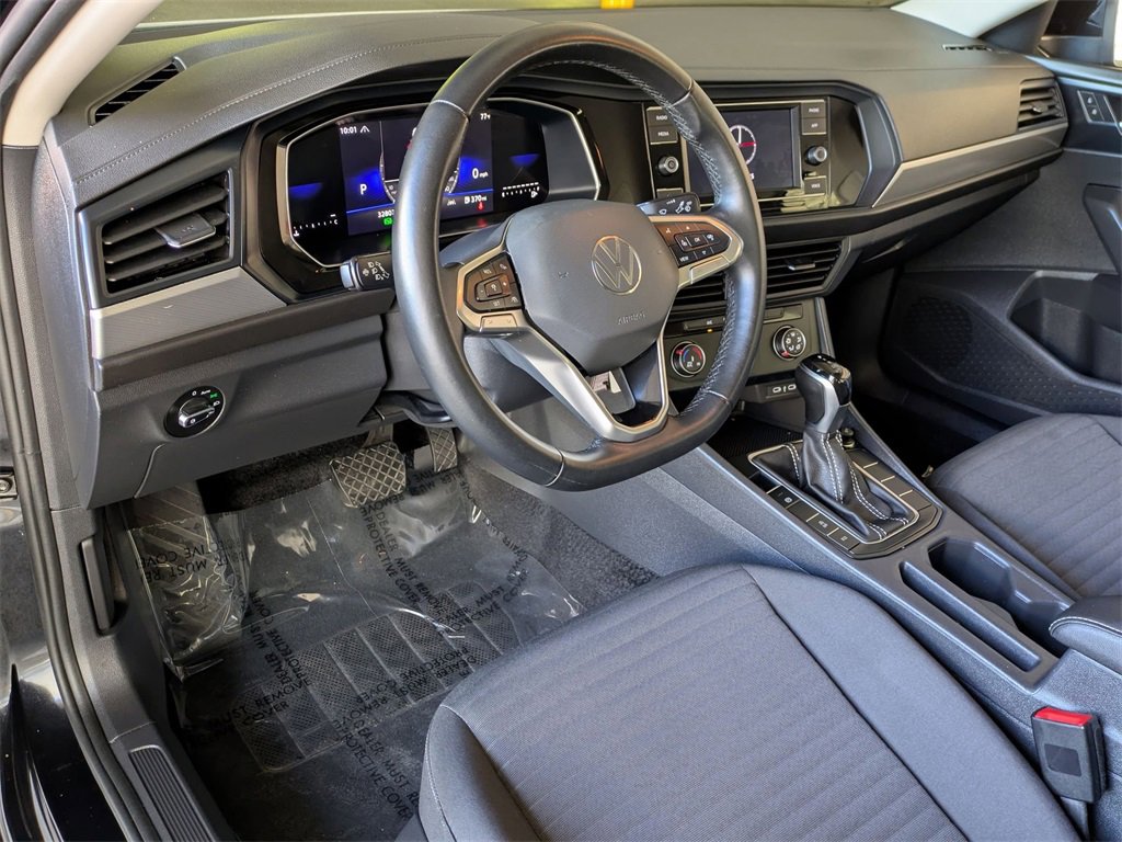 Used 2024 Volkswagen Jetta S image 14