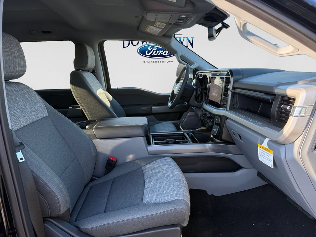New 2027 Ford F250 XLT w/ XLT Premium Package AWD/4WD image 10