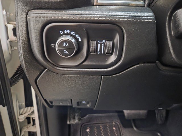 Used 2020 RAM 2500 Limited AWD/4WD image 44