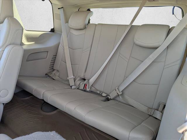 Used 2020 Cadillac Escalade Premium Luxury AWD/4WD image 22