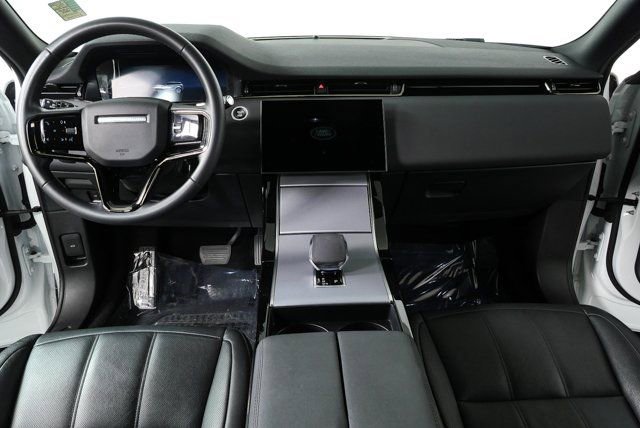 Used 2024 Land Rover Range Rover Evoque S AWD/4WD image 20