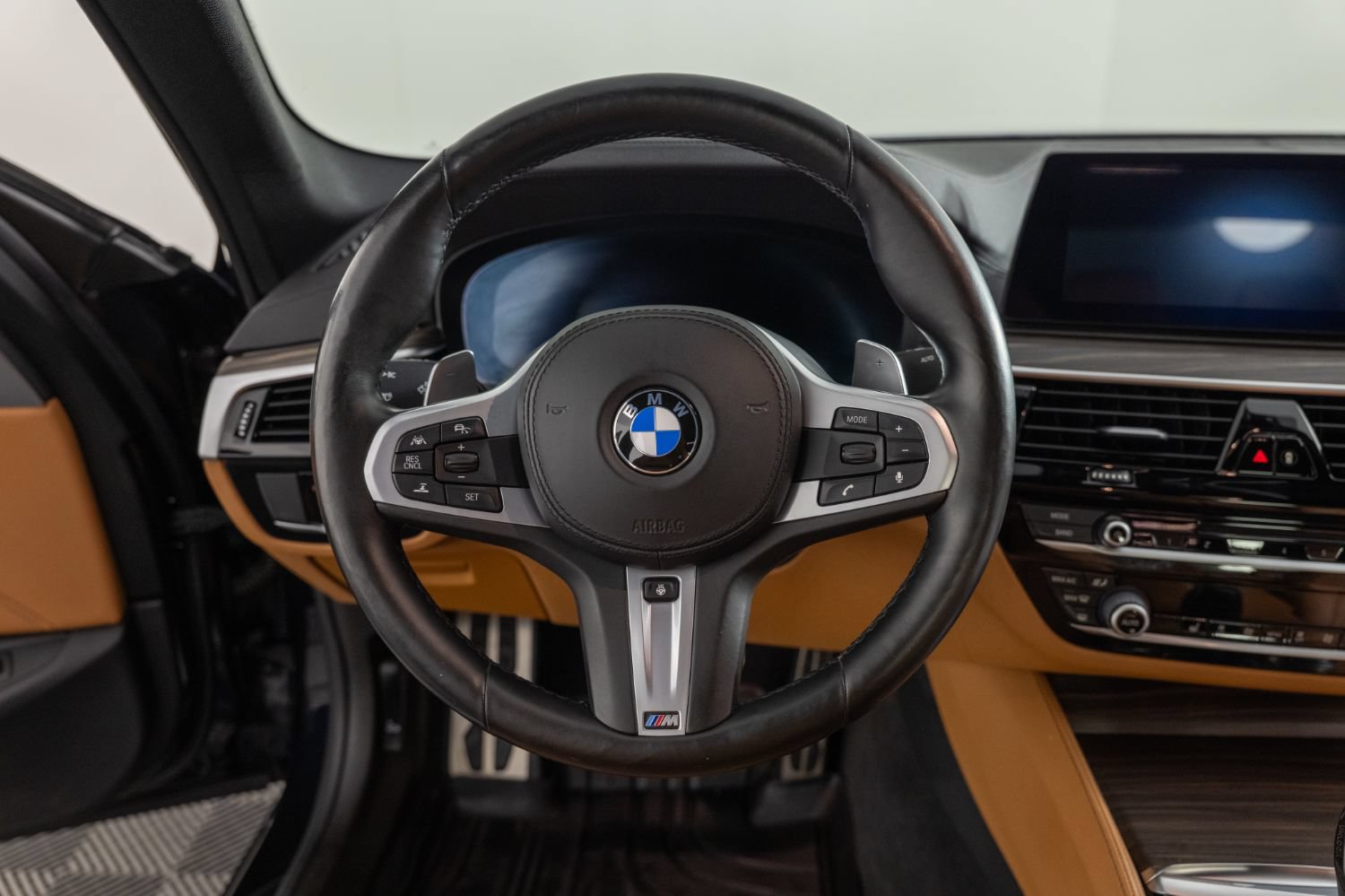 Used 2019 BMW M550i xDrive AWD/4WD image 30