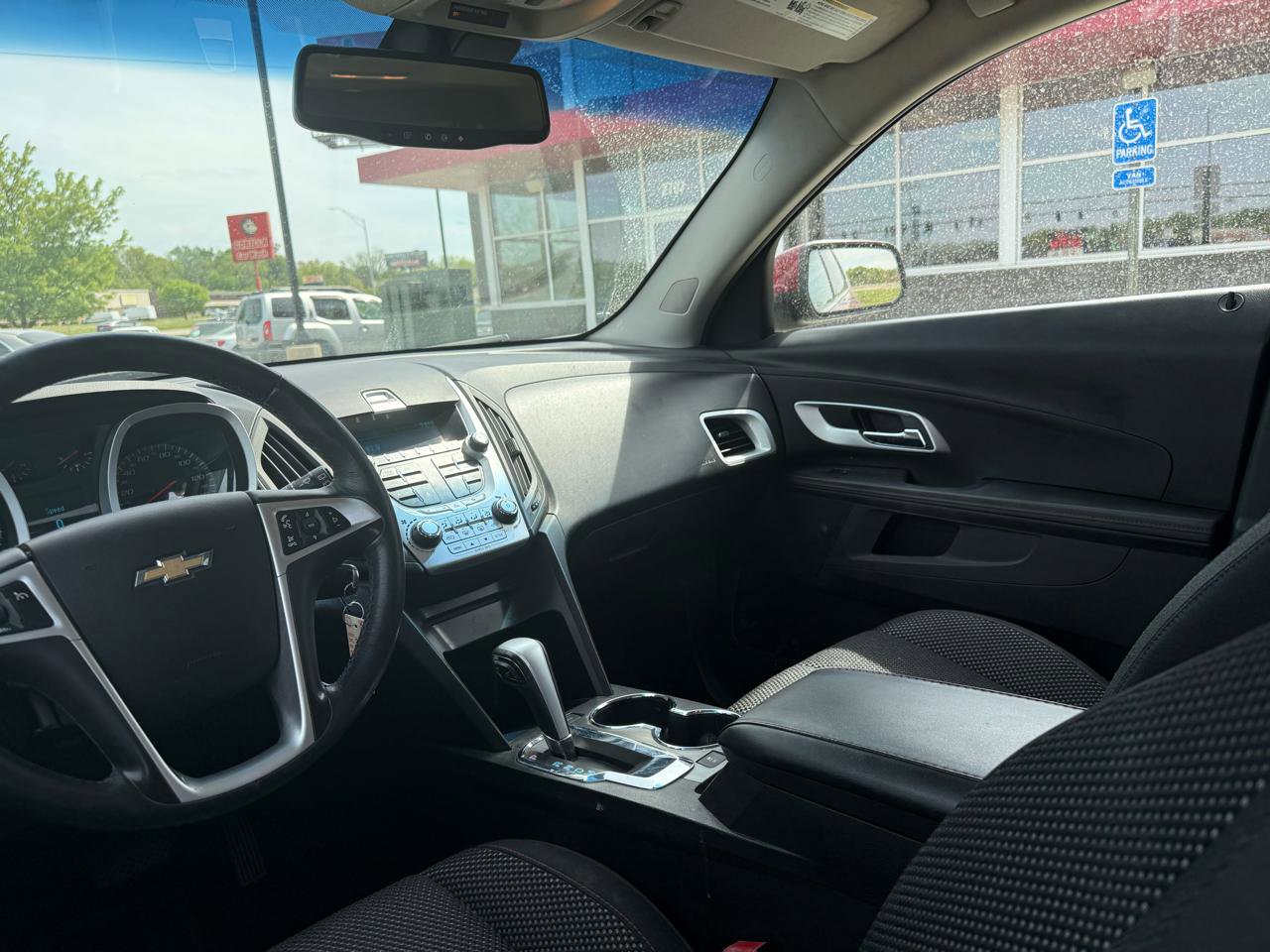 Used 2011 Chevrolet Equinox LT w/ Driver Convenience Package AWD/4WD image 9