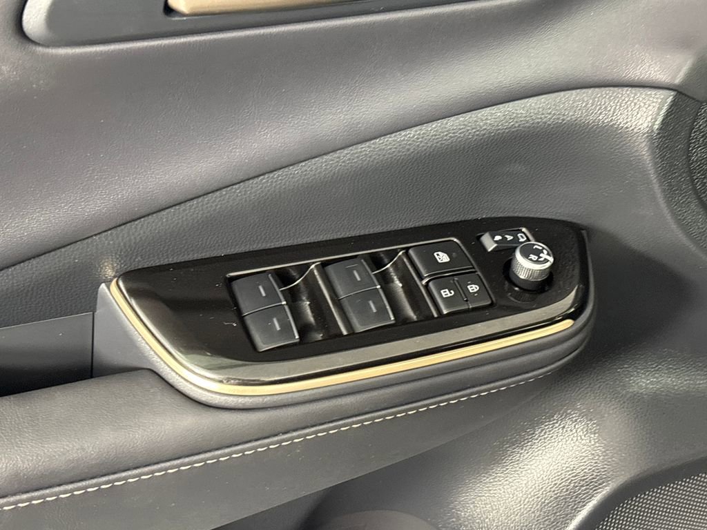 Certified 2026 Toyota Crown XLE image 11