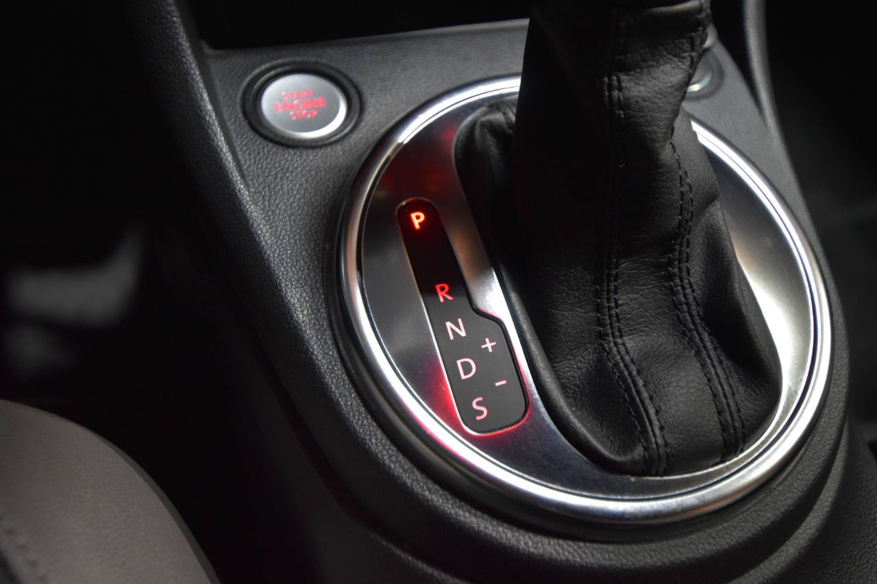 Used 2012 Volkswagen Beetle 2.5 FWD image 19