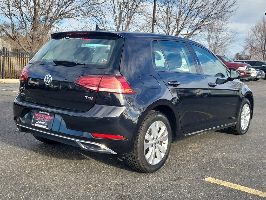 Used 2018 Volkswagen Golf SE image 5