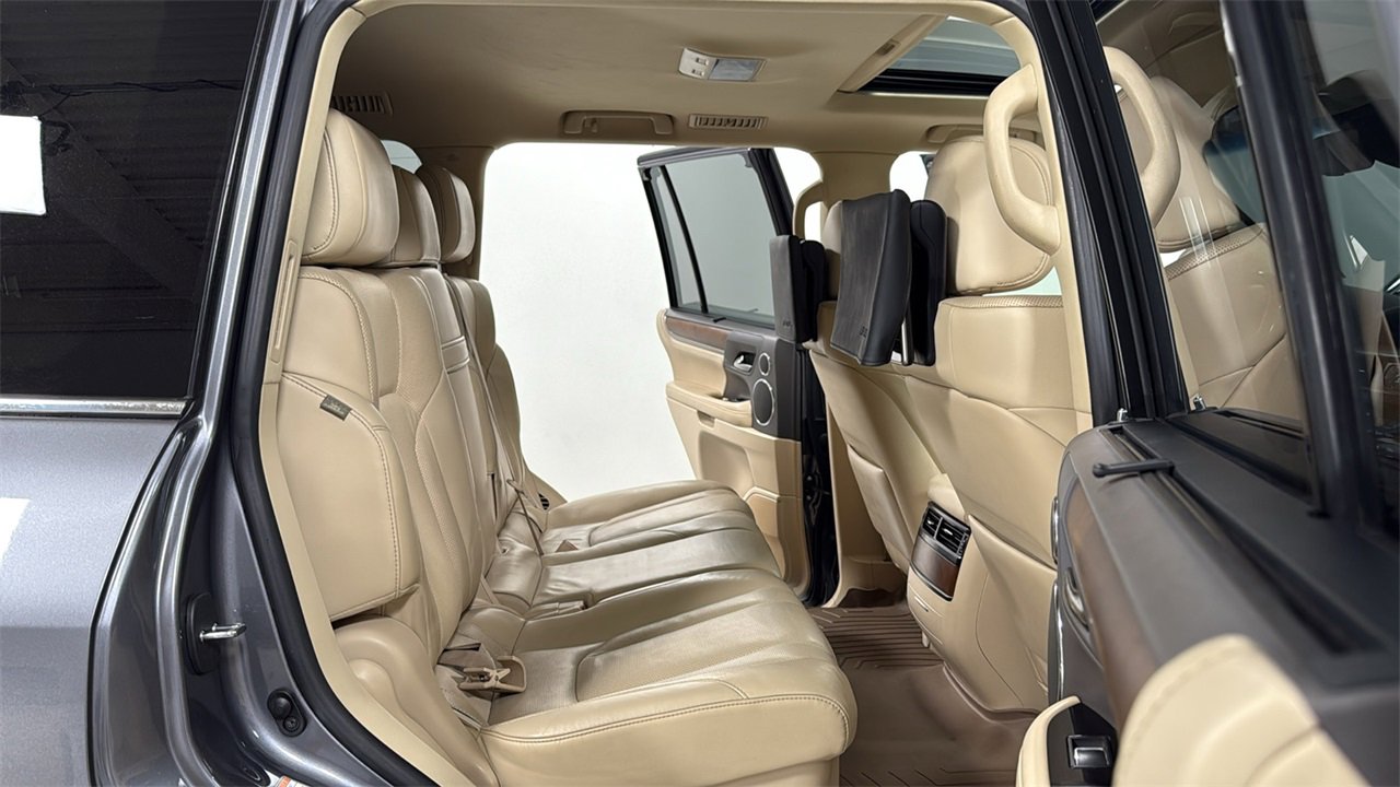 Used 2017 Lexus LX 570 4WD image 18