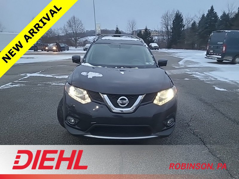 Used 2016 Nissan Rogue SL w/ SL Premium Package image 2
