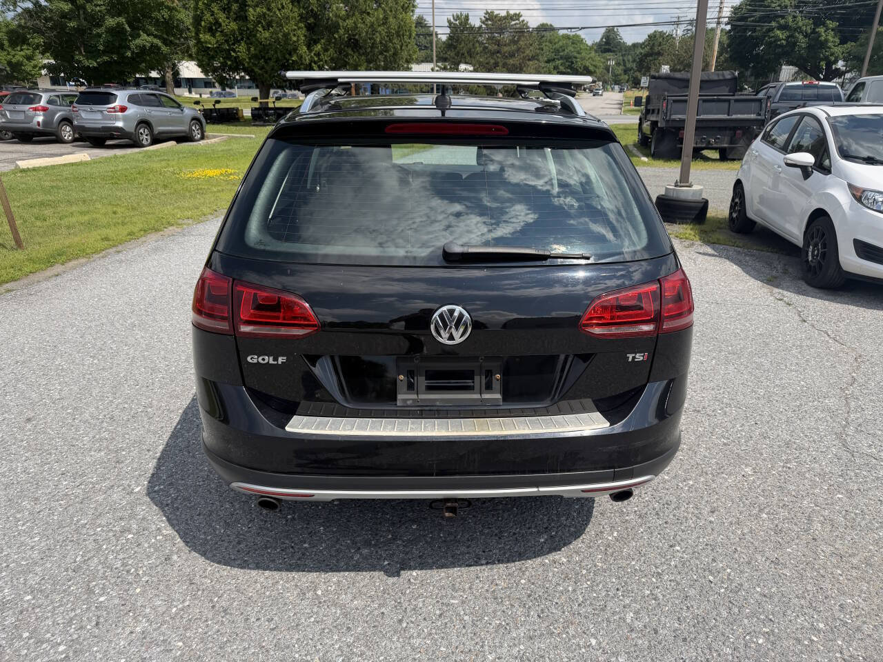Used 2017 Volkswagen Golf Alltrack SEL AWD/4WD image 4