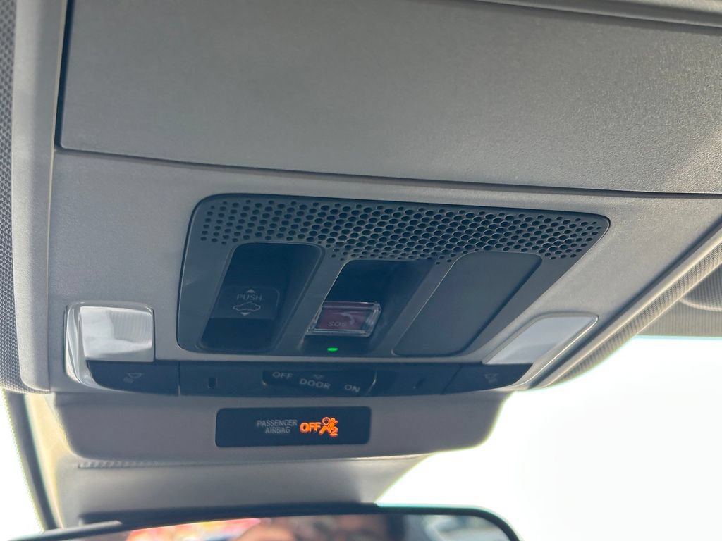 Used 2025 Honda Accord SE image 19