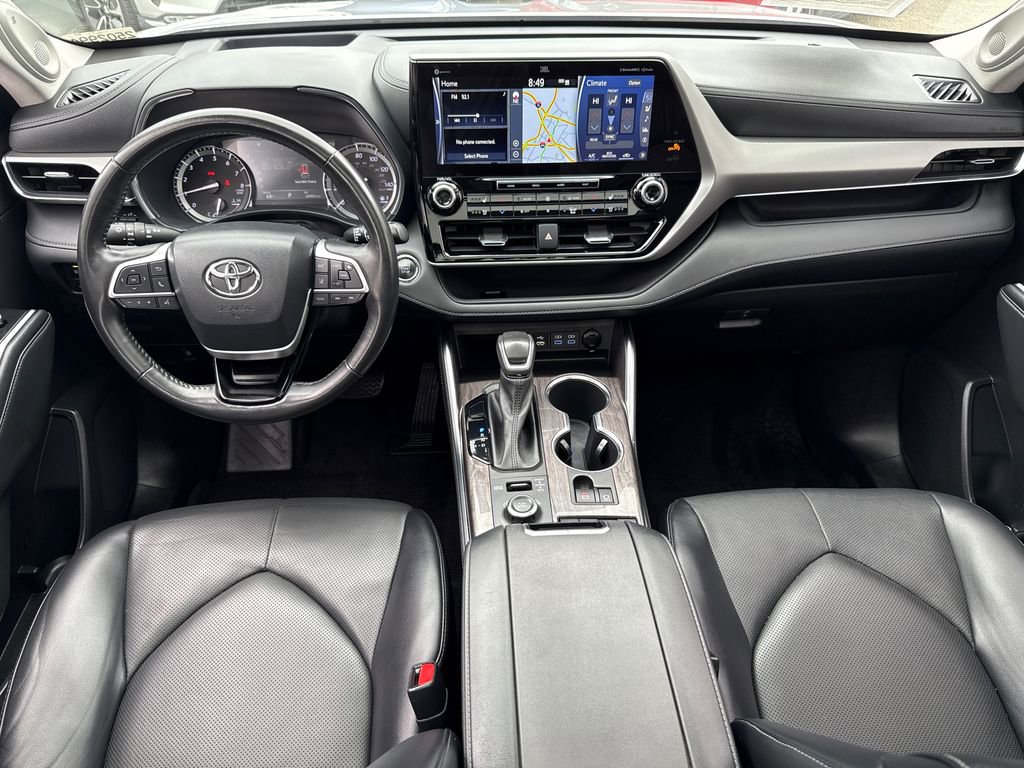 Used 2022 Toyota Highlander Platinum image 21