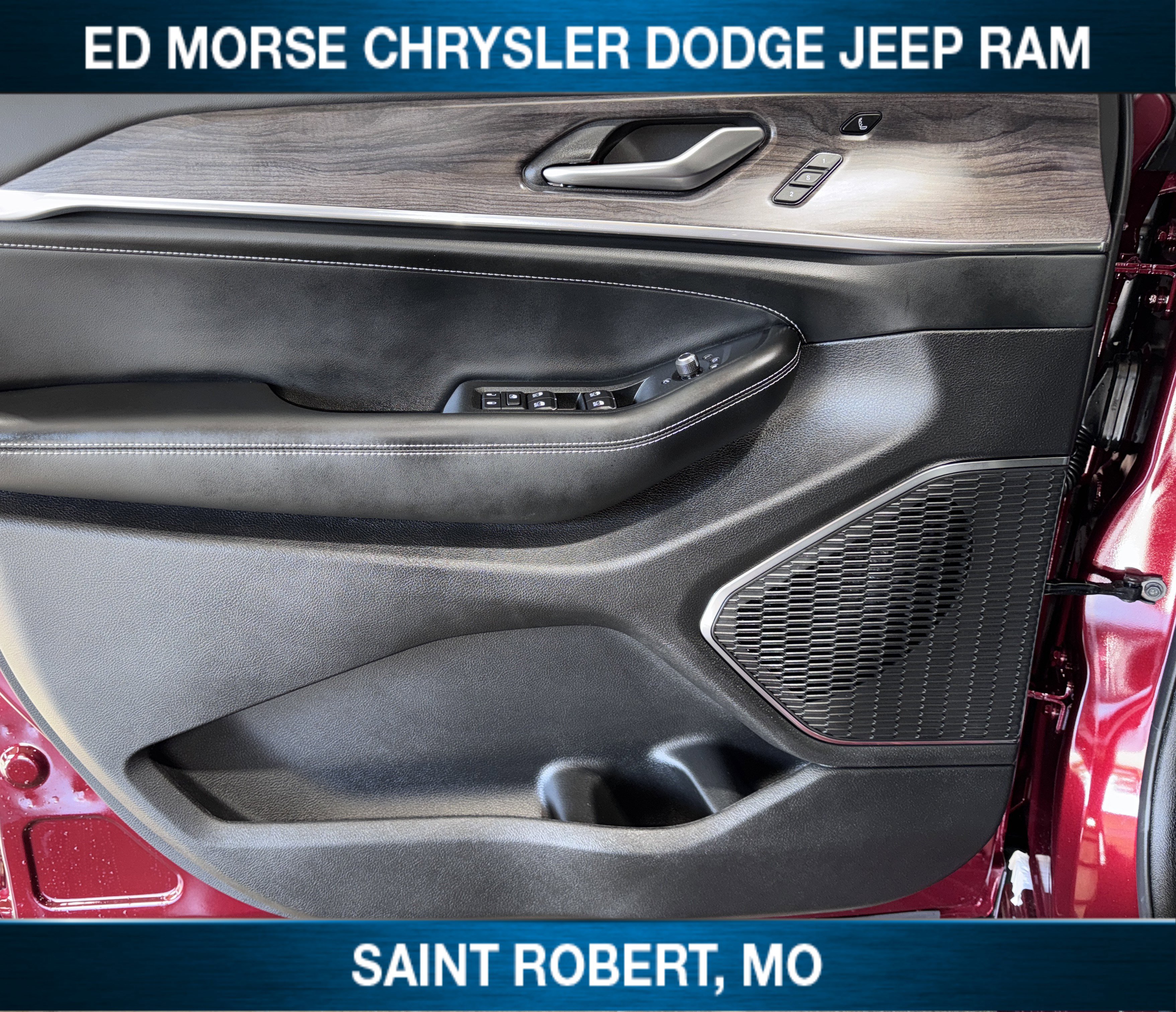 New 2025 Jeep Grand Cherokee Overland w/ Adv Protech Group III image 36
