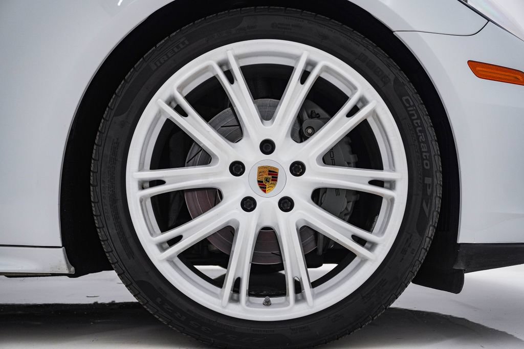 Used 2018 Porsche Panamera 4S AWD/4WD image 13