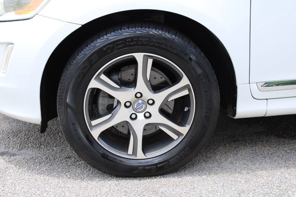 Used 2015 Volvo XC60 T6 Platinum AWD/4WD image 38
