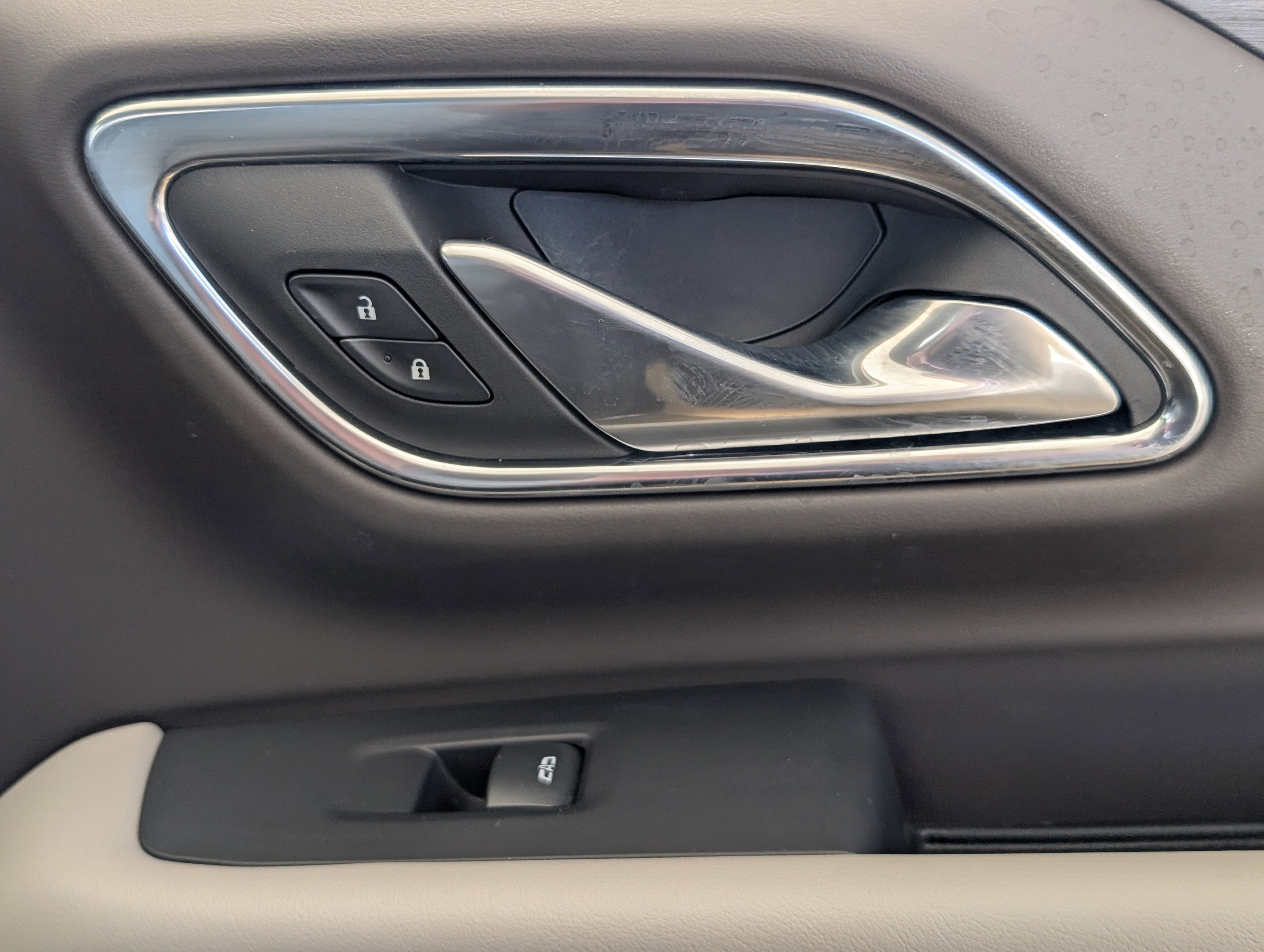 Used 2023 GMC Yukon XL SLT w/ SLT Luxury Package image 23