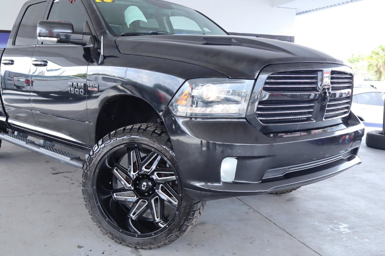 Used 2016 RAM 1500 Sport w/ Black Ram 1500 Sport Group AWD/4WD image 3