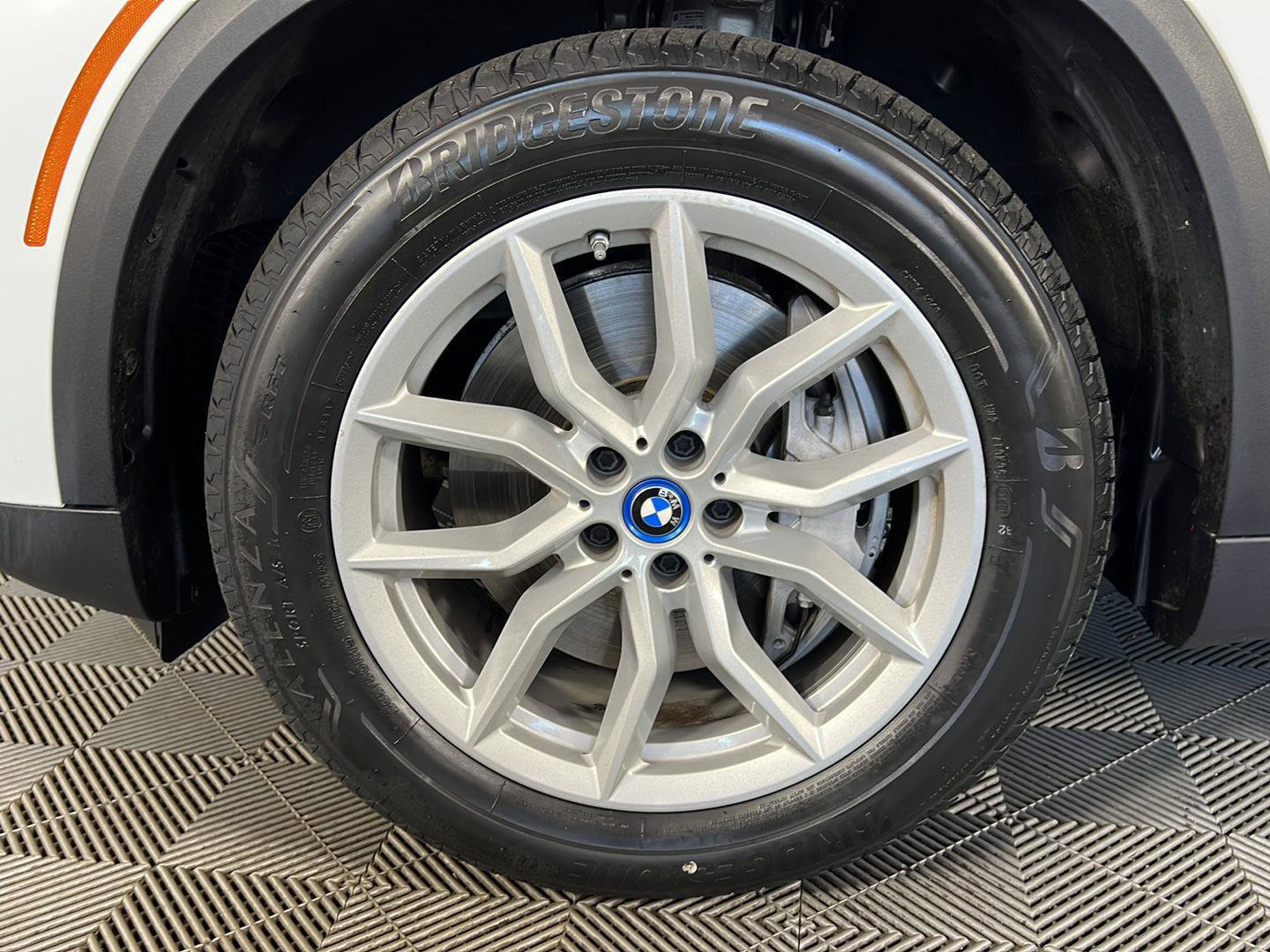 Used 2023 BMW X5 xDrive45e AWD/4WD image 15