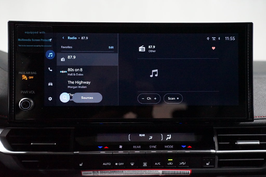 New 2026 Toyota Sienna XSE FWD image 18
