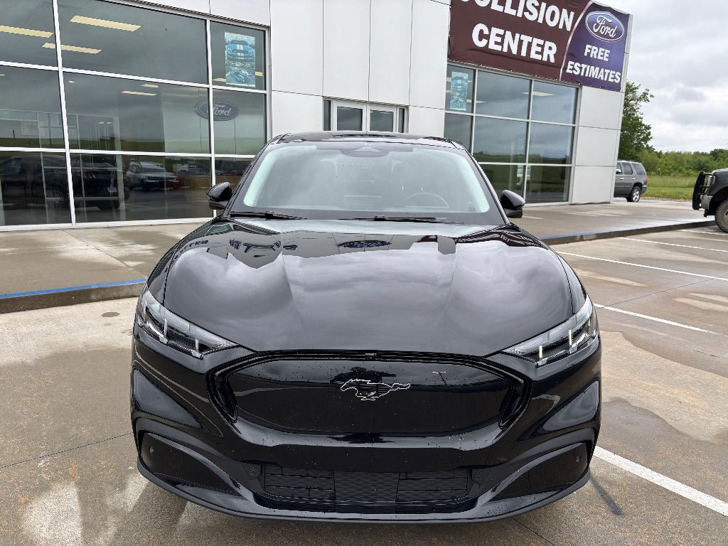 Used 2025 Ford Mustang Mach-E Premium AWD/4WD image 8