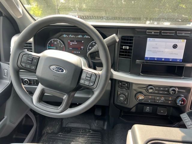 New 2024 Ford F550 4x4 Regular Cab Super Duty image 4