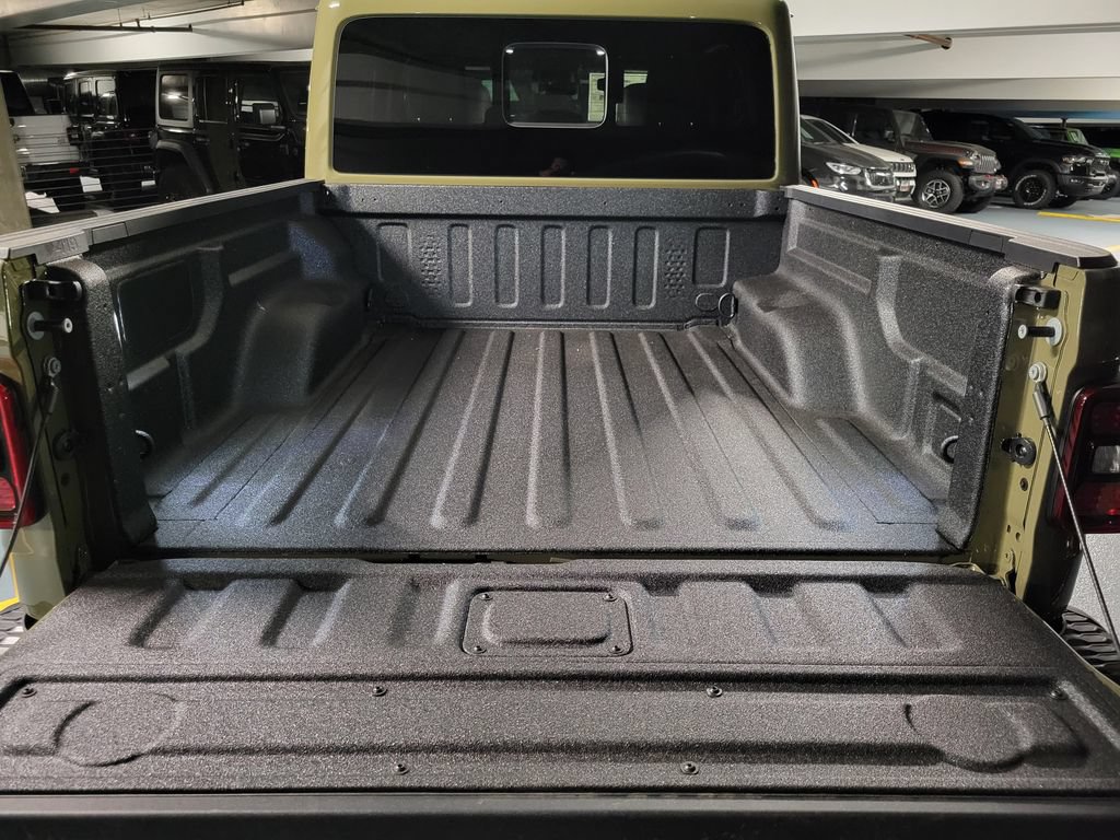 New 2026 Jeep Gladiator Rubicon AWD/4WD image 17