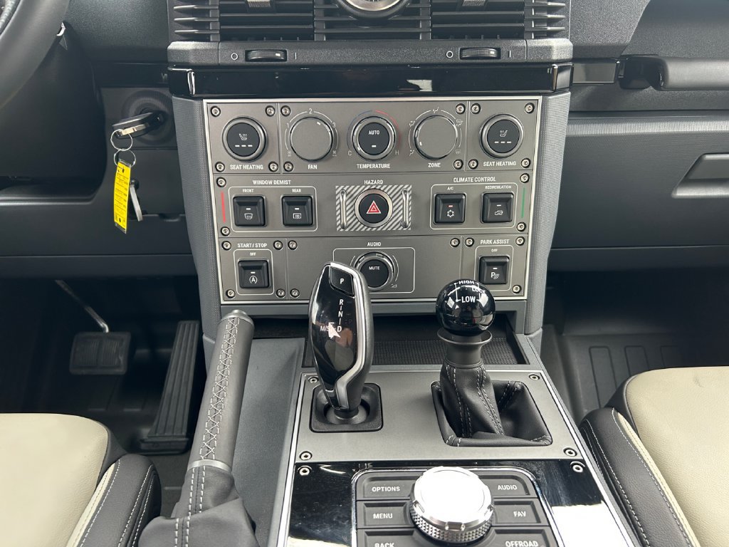 Used 2024 INEOS Grenadier Station Wagon AWD/4WD image 12