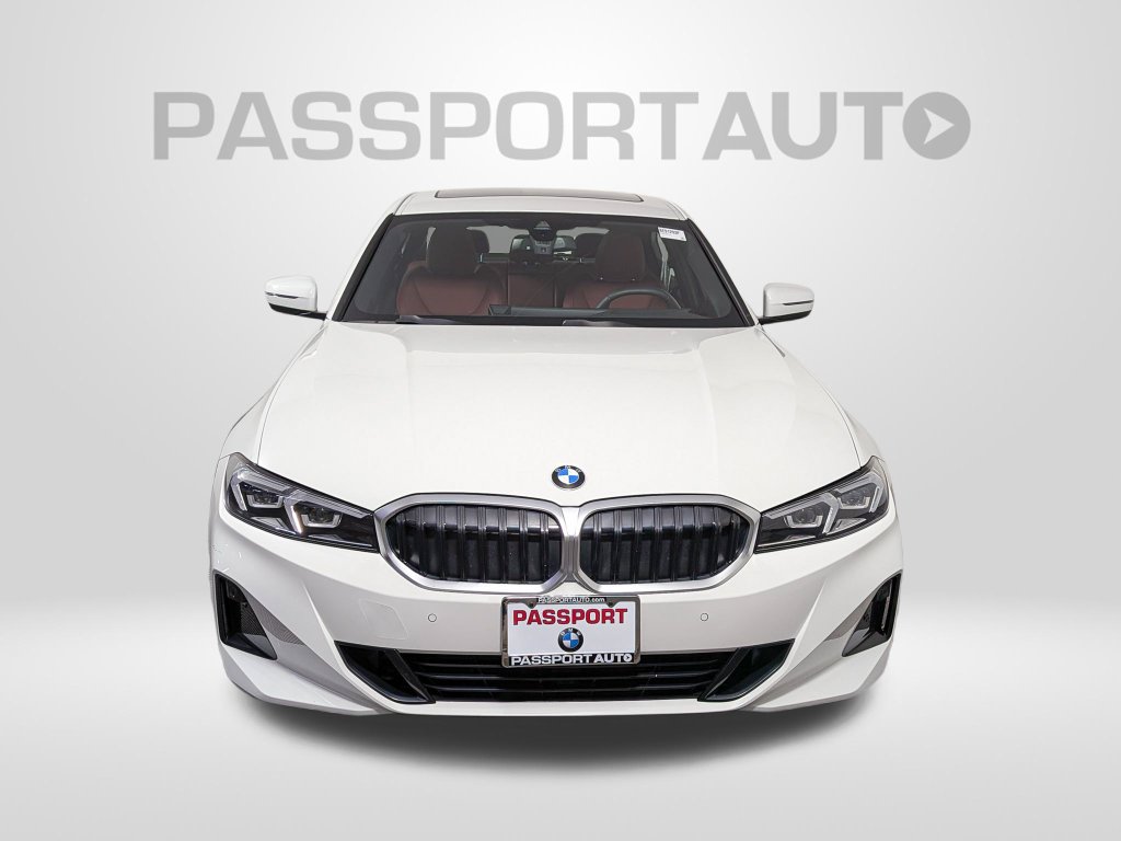 Used 2025 BMW 330i xDrive Sedan w/ M Sport Package AWD/4WD image 10