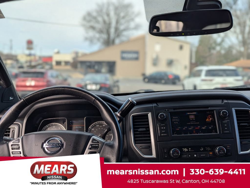 Used 2019 Nissan Titan SL w/ Midnight Edition image 15